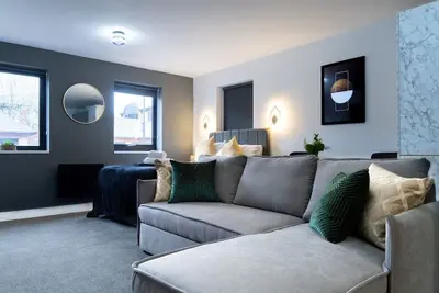 Midsummer Studios and Apartments