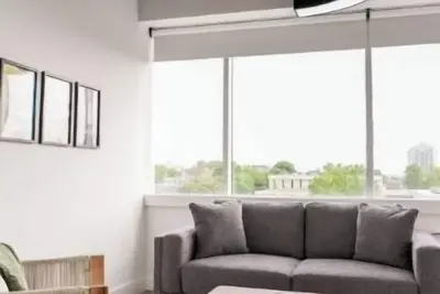 Image de New 2br/2ba | Downtown | Capitol Views