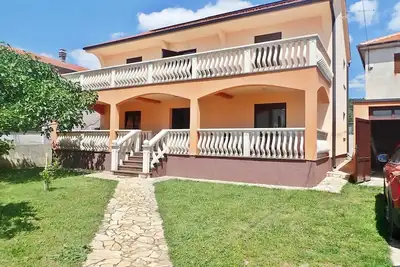 Image de Vacation home Dona for families or friends
