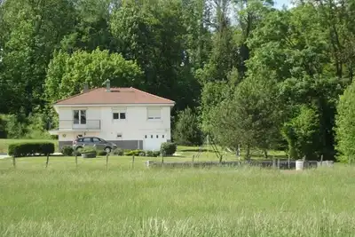 Image de Gîte indépendant avec étang - 3 chambres, animaux admis