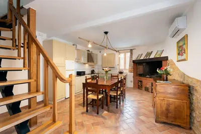 Image de Maison de vacances avec Wifi, piscine privée, climatisation, Tv, près de San Gimignano