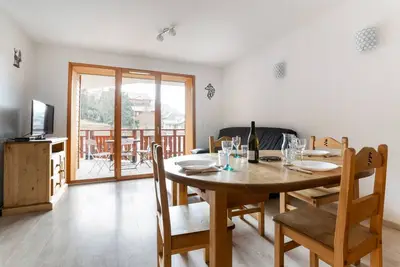 Image de Appartement pour 6 - 900m des pistes - terrasse