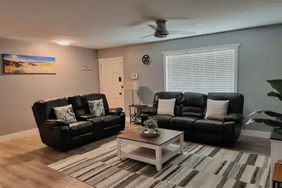 Image de The Peaceful Pensacola Home