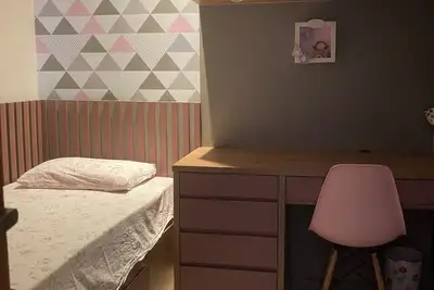 Image de Complete and comfortable house for family.