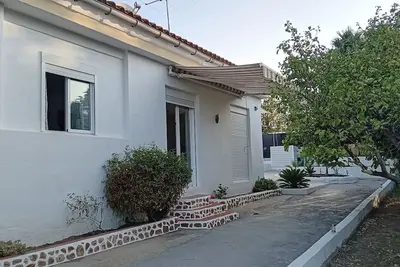 Image de Villa Proche Mer Et Montagne Dans Petit Village Typique