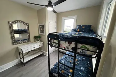 Image de Beautiful 2 Br apartment near beach! Ventnor!
