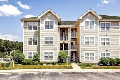 Image de Lakeside Bliss – 3br Condo with Stunning Views