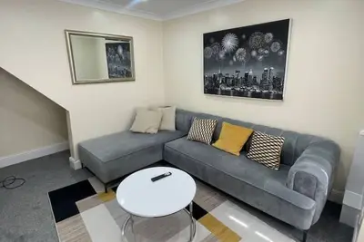 Image de Luxury 2 bedroom house + pool table in Harborne
