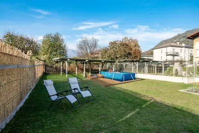 Villa Sunshine - Luxury property with large garden and Pool, near the lake, parking e-charge, ideal for people with mobility issues
