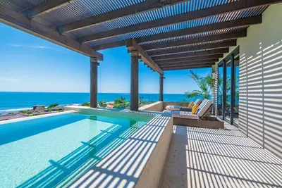 Image de Luxury Ph Vista Ballena in Tau | Staff, Golf Cart, Ocean + Golf Views, Pool – by Mita Residential