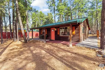 Image de Cozy updated 2-bedroom cabin in White Mountains