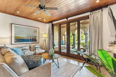 Image de Ocean-side luxury, steps from Playa Langosta WiFi, Ac.