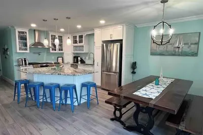 Image de Gulf Front Luxury, Chefs Kitchen, Pet Friendly
