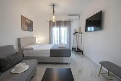 Image de Nikiti Central Suites 2 by Travel Pro Services