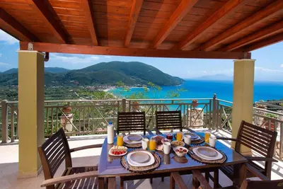 Image de Sunrise View - Deux Chambres Villa, Couchages 4