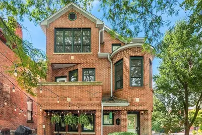 Image de The Goodale Park Modern | 2-Car Garage