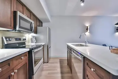 Image de King Suite – Sauna, Kitchen & heated Pool