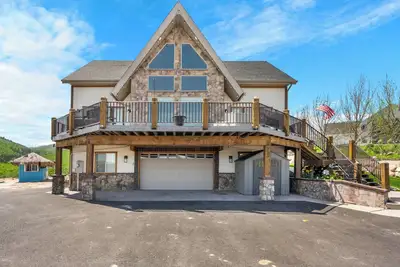 Image de Lychee Hill | Incredible Views | Private Hot Tub