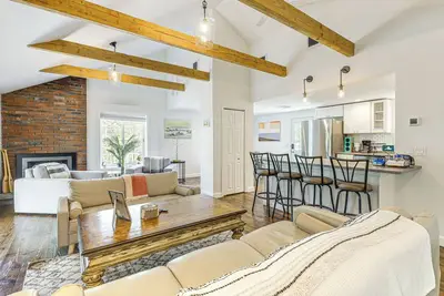 Image de 4 Mi to Beach: Cape Cod Retreat in Mashpee!