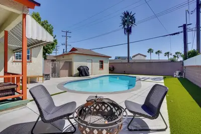 Image de 8 Mi to Beach: Inglewood Retreat w/ Pool