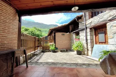 Image de Ar. La Tablá - 4 people. disconnect in Asturias in the middle of nature.