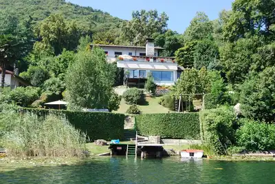Waterfront Villa with private dock at Lago di Monate