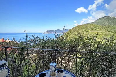 Image de Blue Stone, Marine Lands