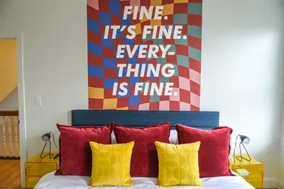 Image de Pop Art: Escape w. / Game Room & Outdoor Theater