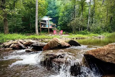 Image de A-Frame in nature, Swinging wall, Wifi, Hot Shower