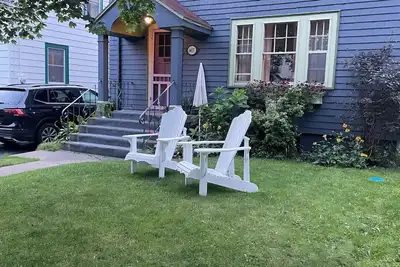 Image de Studio apartment in walkable west Halifax