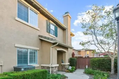 Image de Spacious 4-bedroom townhome with Pool, WiFi, Ac in marvelous Murrieta