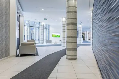 Image de Elegant 2 Br Condo with Balcony in Liberty Village