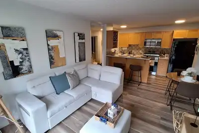 Image de Chic Apt Near Stampede