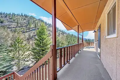 Image de Spacious 3-bedroom apartment in charming Green Mountain Falls with WiFi