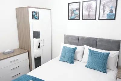 Image de Modern House - 3 Bedrooms - 1 Bath - ManCity