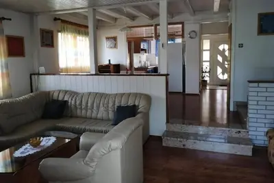 Image de Appartement de deux chambres avec la terrasse Ogulin, Gorski kotar (A-24512-a)