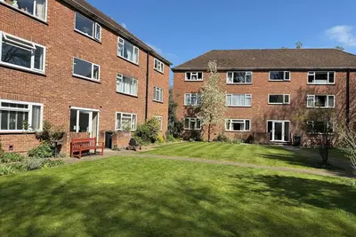 Image de Virginia Water, comfortable two bed apartment!