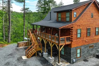 Image de Logan`s Lodge | Ellijay, Ga