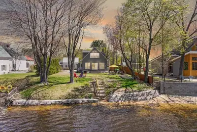 Image de Loon's Lookout | Relaxing Waterfront Retreat