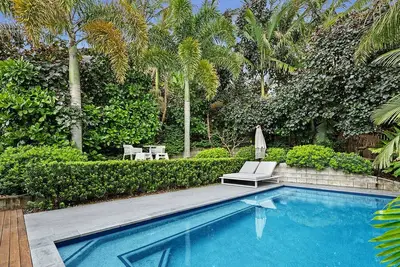 Image de Pacific View - Steps to Coolum beach, Pets on application, Pool