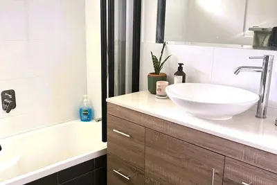 Image de 24 Something Special 3br 2ba & Parking