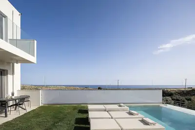 Image de Dea Luna Villa I, Heated Pool & 5* Resort Access