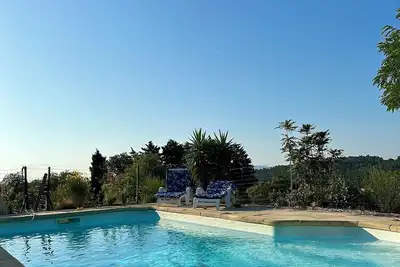 Image de Idyllic gîte with private pool and garden in beautiful surroundings.