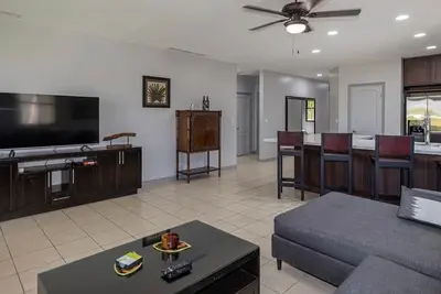 Image de Pacifico C101 - Beautifully updated condo