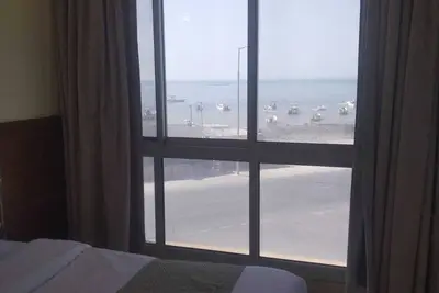 Image de amezing sea view two bedroom apertment  for family