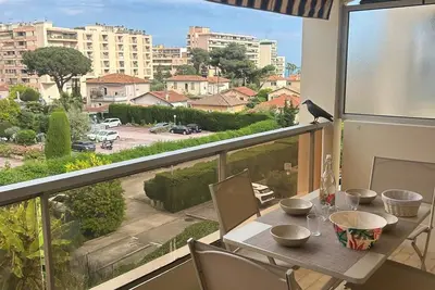 Image de Appartement cosy à 200m de la mer