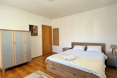 Image de L's Apartment Ohrid: Cozy, A/C, parking, 300m from center – perfect stay!