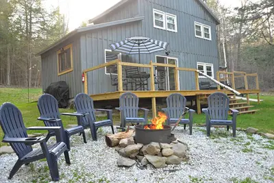 Image de Modern 2 bedroom, family-friendly house with 5 acres near pool, hiking + biking