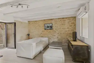 Image de Maison pour 5 avec cour extérieure dans le centre