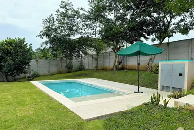 Image de House surrounded by nature with pool - 10 min from downtown La Fortuna